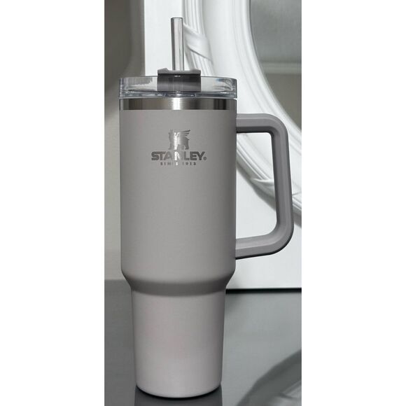 Stanley Adventure Quencher 40oz Stainless Steel Tumbler- ASH - Picture 3 of 6
